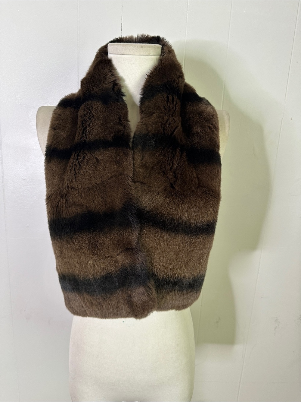 St.John 2 Tone Brown/Black Rabbit Fur Silk Lined Stole Scarf